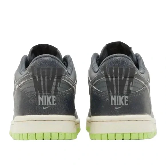 Nike Dunk Low SE GS 'Halloween Cauldron'  NWT Y Size 7 Women’s Size 9 - Picture 3 of 9